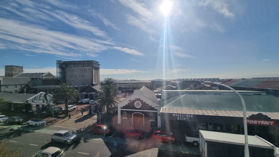To Let Commercial Property for Rent in Woodstock Western Cape